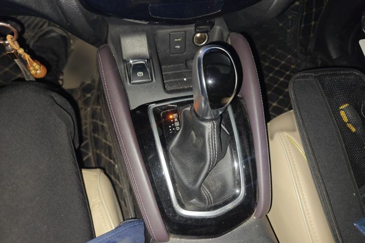 Used Nissan Qashqai 2019 2.0L CVT Smart Enjoyment Version Gear Lever