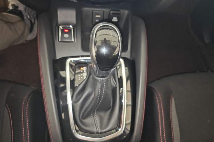 Used Nissan Qashqai 2019 2.0L CVT Smart Enjoyment Version Gear Lever
