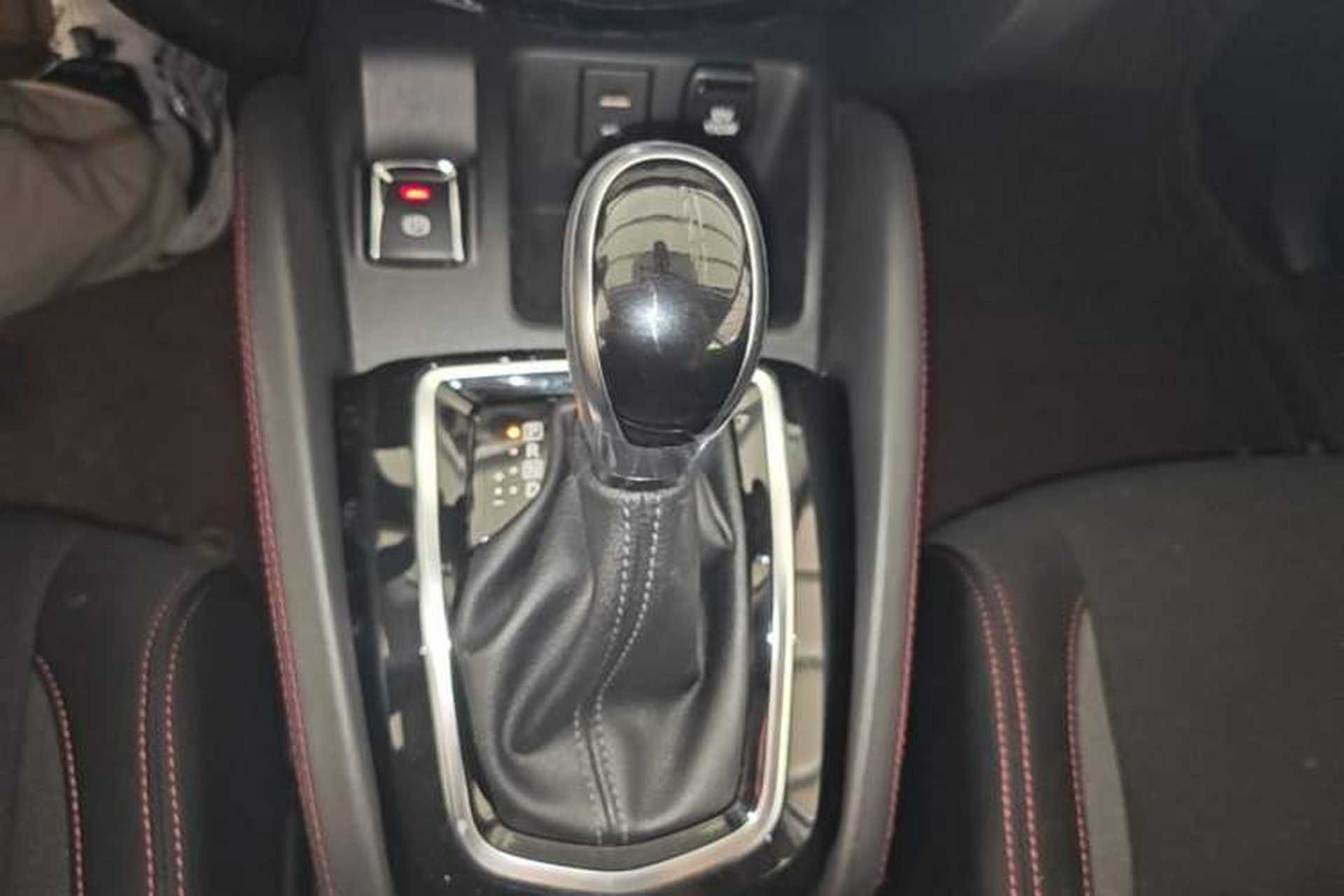 Used Nissan Qashqai 2019 2.0L CVT Smart Enjoyment Version Gear Lever