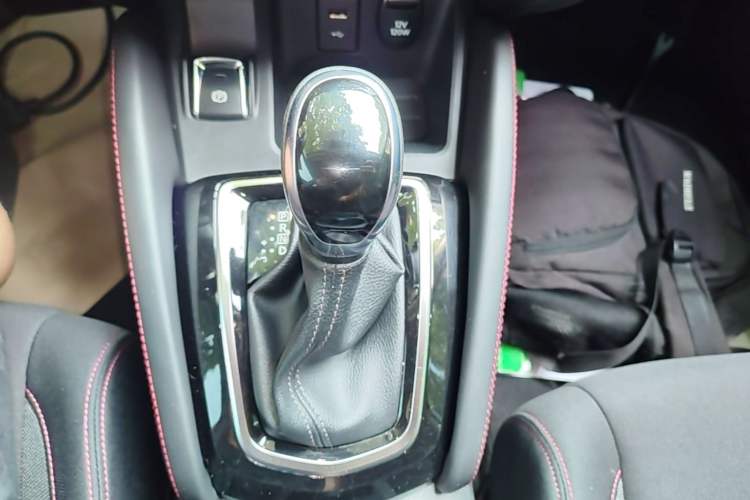 Used Nissan Qashqai 2019 2.0L CVT Smart Enjoyment Version Gear Lever