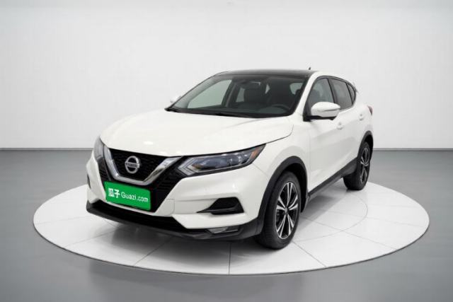 Ojetý Nissan Qashqai 2019 2.0L CVT Luxury Edition