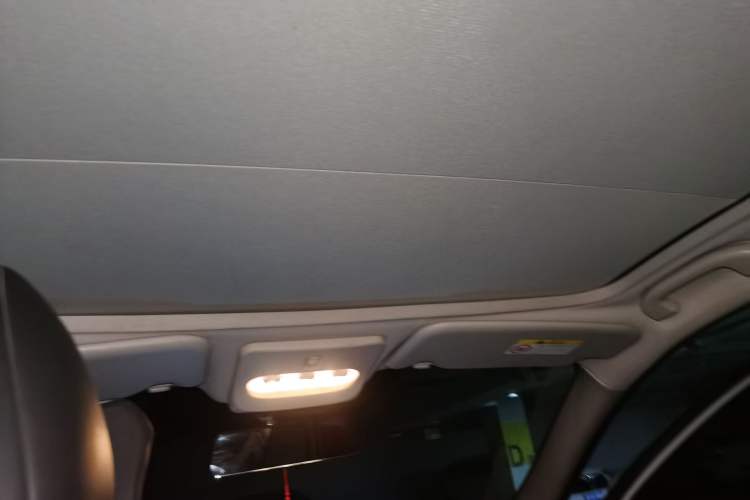 Used Nissan Qashqai 2019 2.0L CVT Luxury Edition Headliner