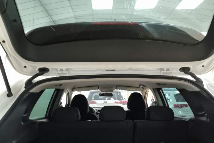 Used Nissan Qashqai 2019 2.0L CVT Smart Enjoyment Version Headliner