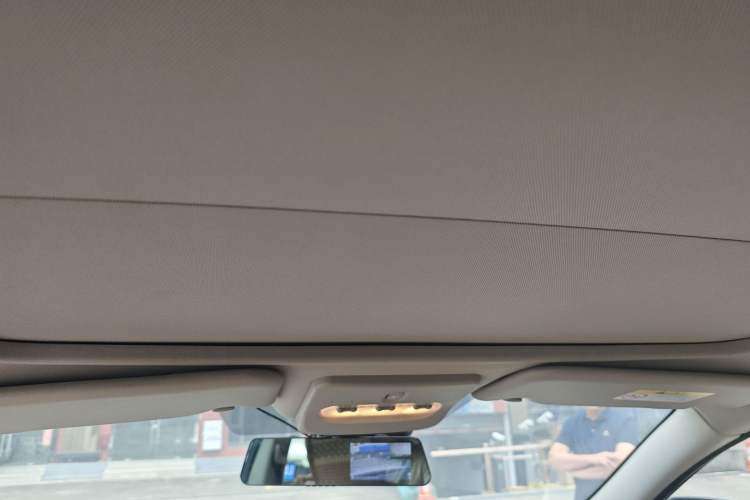 Used Nissan Qashqai 2019 2.0L CVT Luxury Edition Headliner