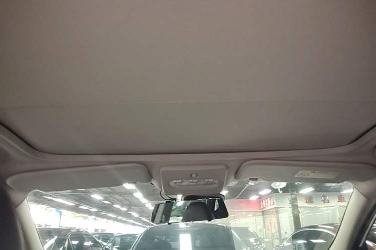 Used Nissan Qashqai 2019 2.0L CVT Luxury Edition Headliner