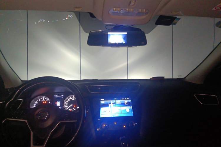 Used Nissan Qashqai 2019 2.0L CVT Luxury Edition Headliner