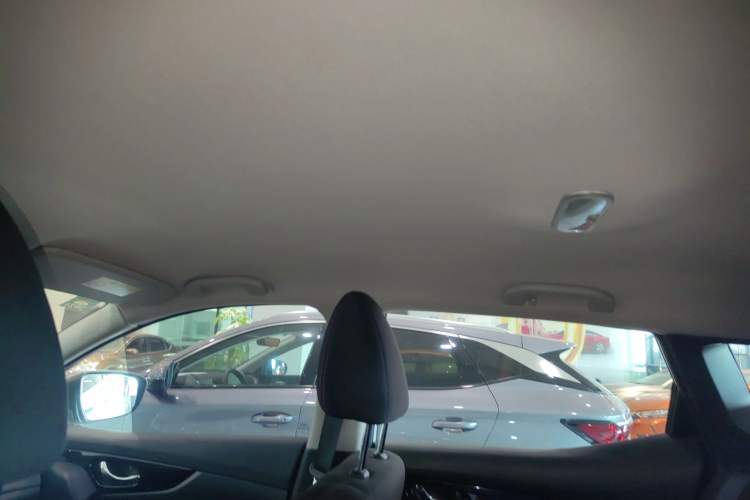 Used Nissan Qashqai 2019 2.0L CVT Smart Enjoyment Version Headliner