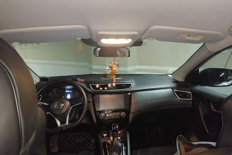 Used Nissan Qashqai 2019 2.0L CVT Smart Enjoyment Version Headliner
