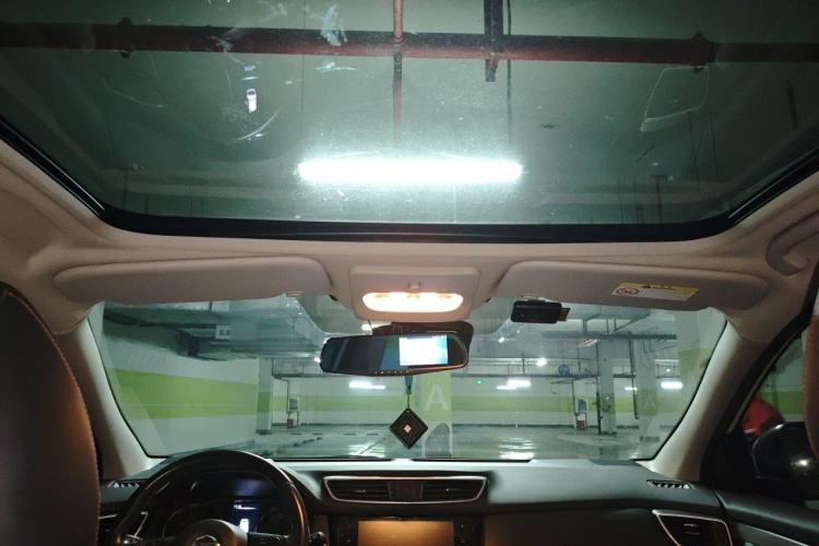Used Nissan Qashqai 2019 2.0L CVT Luxury Edition Headliner