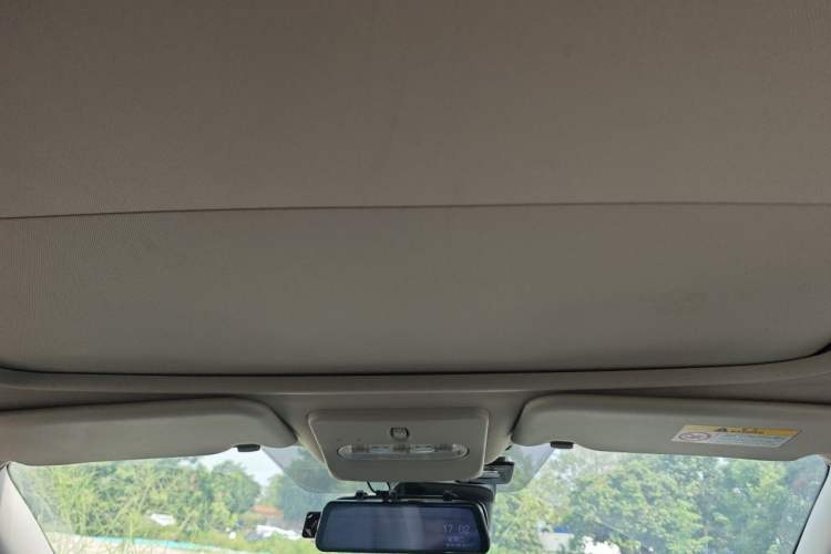 Used Nissan Qashqai 2019 2.0L CVT Luxury Edition Headliner