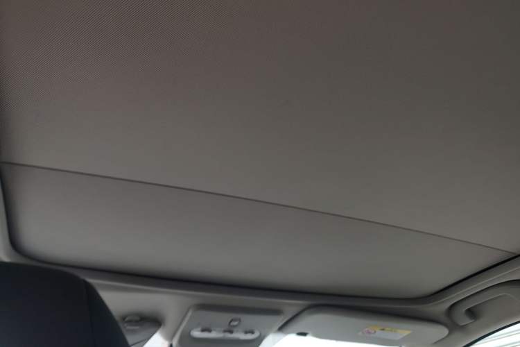 Used Nissan Qashqai 2019 2.0L CVT Luxury Edition Headliner