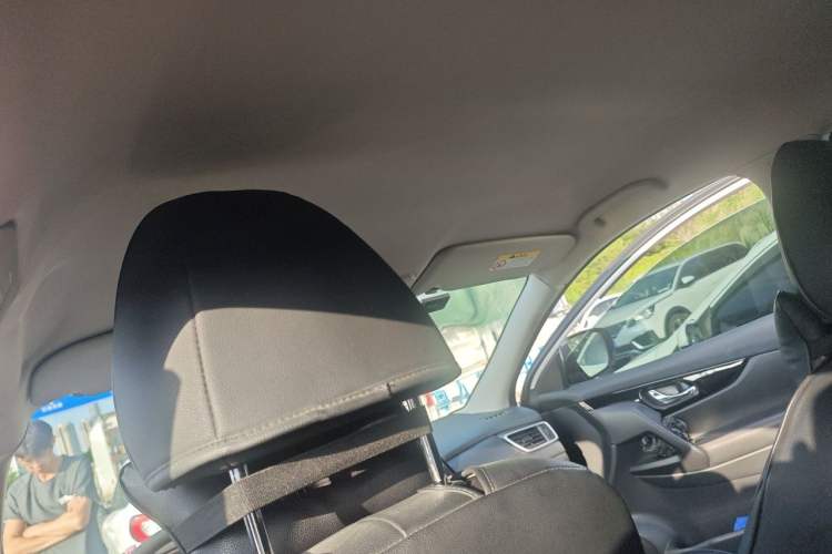Used Nissan Qashqai 2019 2.0L CVT Smart Enjoyment Version Headliner