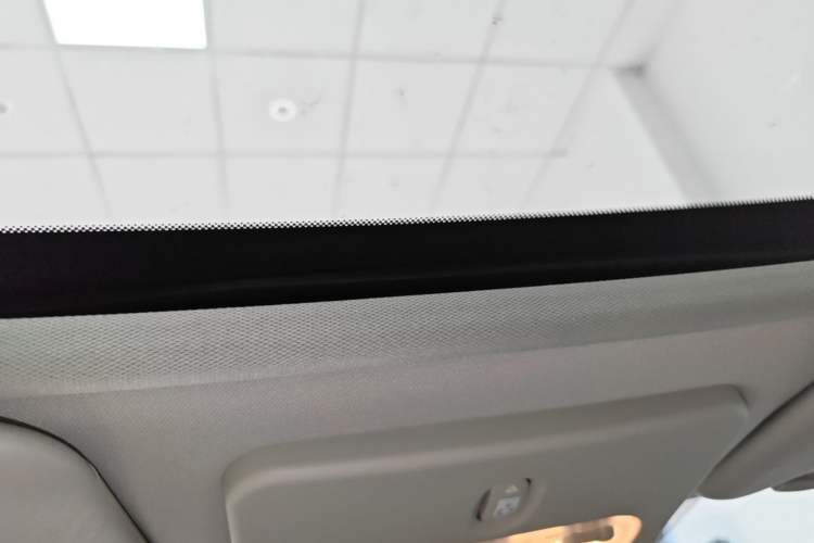 Used Nissan Qashqai 2019 2.0L CVT Luxury Edition Headliner
