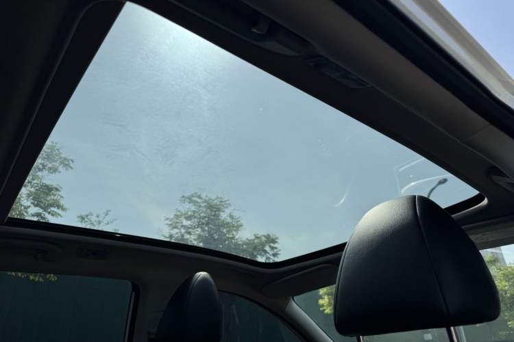 Used Nissan Qashqai 2019 2.0L CVT Luxury Edition Headliner