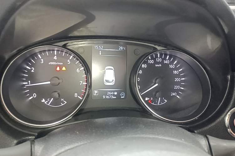 Used Nissan Qashqai 2019 2.0L CVT Luxury Edition Instrument Cluster