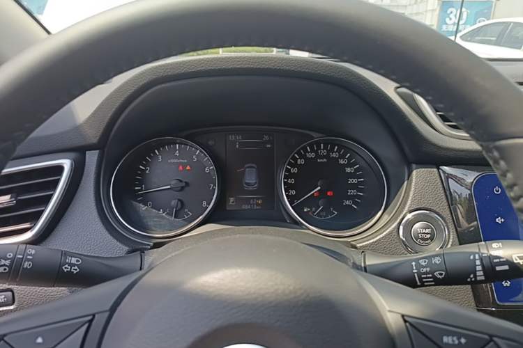 Used Nissan Qashqai 2019 2.0L CVT Luxury Edition Instrument Cluster