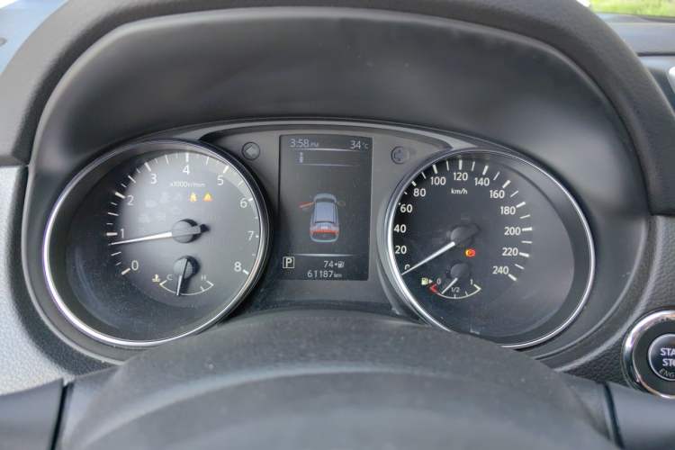Used Nissan Qashqai 2019 2.0L CVT Luxury Edition Instrument Cluster