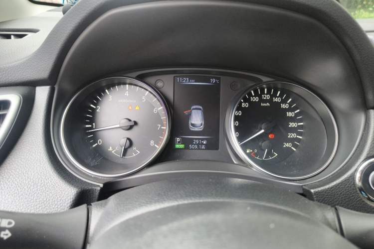 Used Nissan Qashqai 2019 2.0L CVT Luxury Edition Instrument Cluster