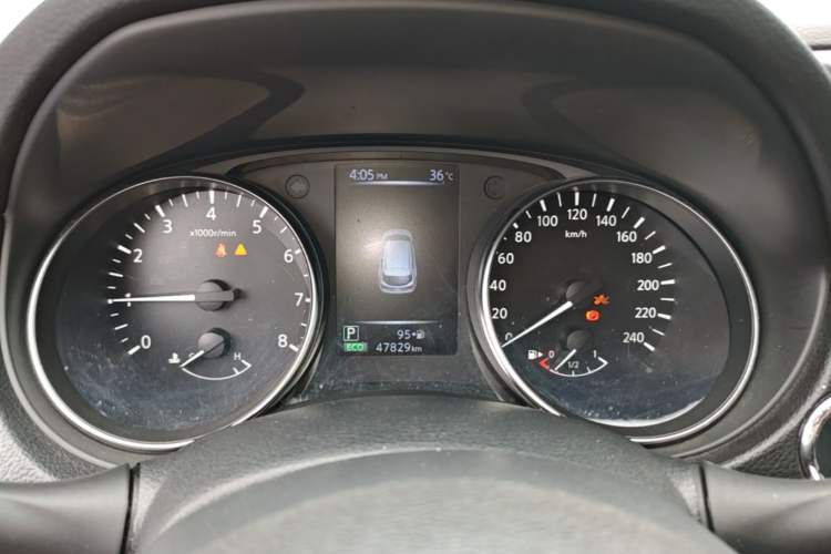 Used Nissan Qashqai 2019 2.0L CVT Luxury Edition Instrument Cluster