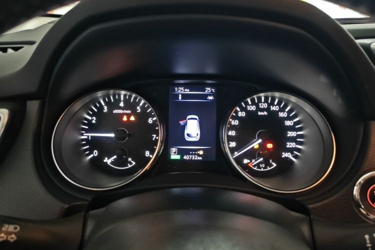 Used Nissan Qashqai 2019 2.0L CVT Luxury Edition Instrument Cluster