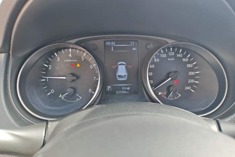 Used Nissan Qashqai 2019 2.0L CVT Luxury Edition Instrument Cluster
