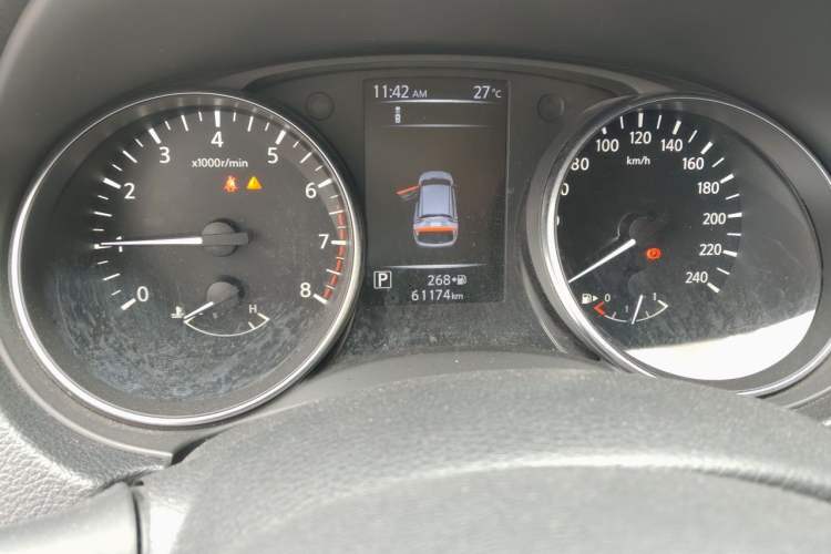 Used Nissan Qashqai 2019 2.0L CVT Luxury Edition Instrument Cluster