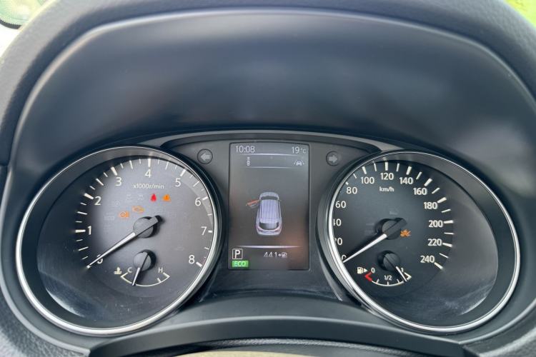 Used Nissan Qashqai 2019 2.0L CVT Luxury Edition Instrument Cluster