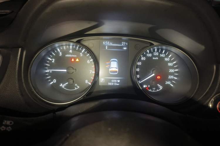 Used Nissan Qashqai 2019 2.0L CVT Luxury Edition Instrument Cluster