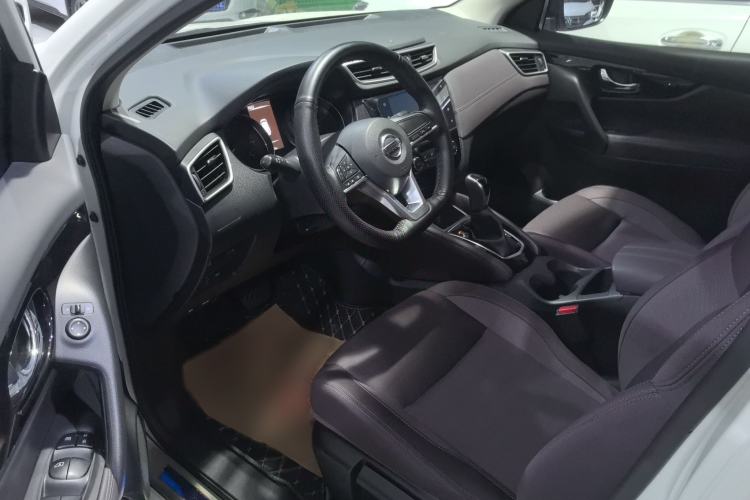 Used Nissan Qashqai 2019 2.0L CVT Smart Enjoyment Version Interior 1