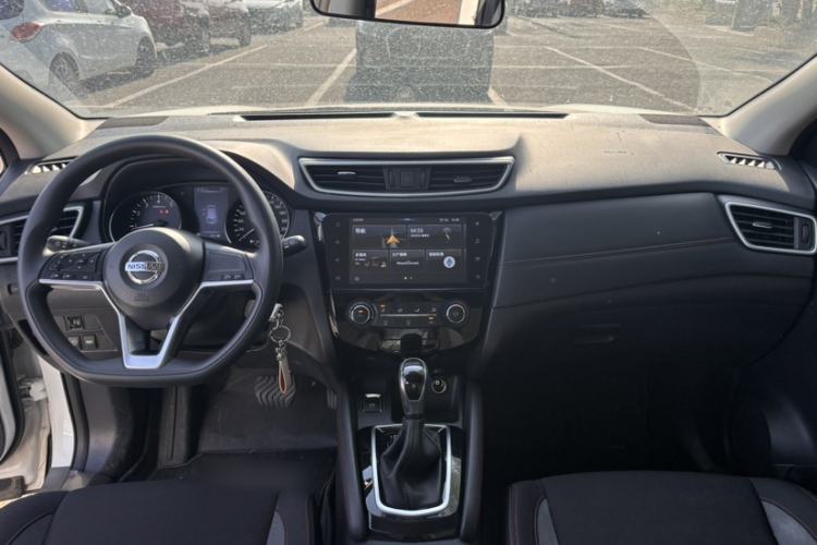 Used Nissan Qashqai 2019 2.0L CVT Smart Enjoyment Version Interior 4