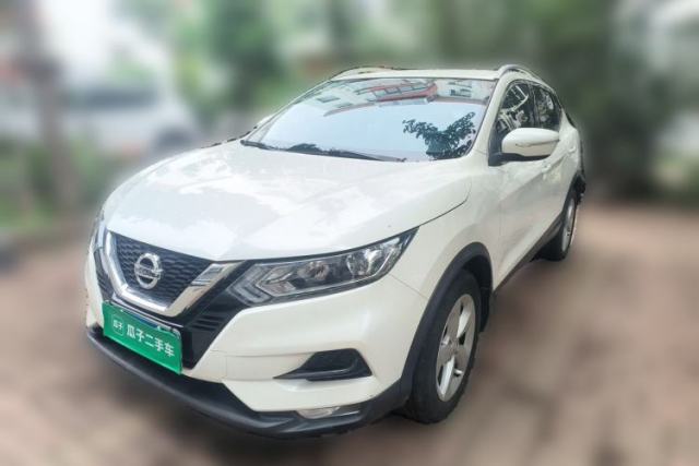 Ojetý Nissan Qashqai 2019 2.0L CVT Smart Enjoyment Version