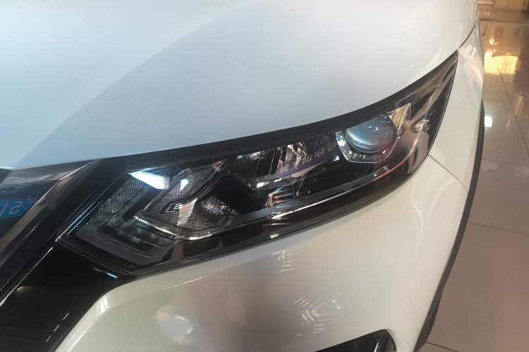 Used Nissan Qashqai 2019 2.0L CVT Smart Enjoyment Version Left Front Headlight