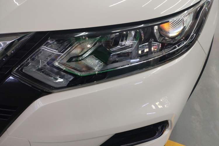 Used Nissan Qashqai 2019 2.0L CVT Smart Enjoyment Version Left Front Headlight