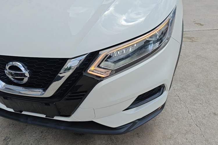 Used Nissan Qashqai 2019 2.0L CVT Luxury Edition Left Front Headlight