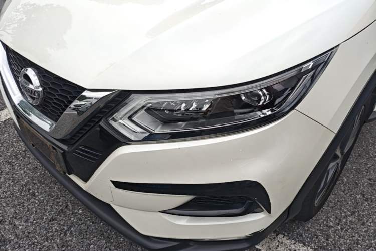 Used Nissan Qashqai 2019 2.0L CVT Luxury Edition Left Front Headlight
