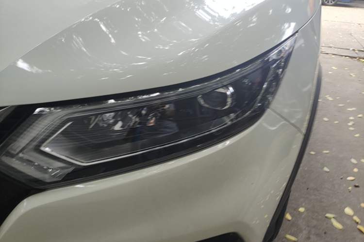 Used Nissan Qashqai 2019 2.0L CVT Luxury Edition Left Front Headlight