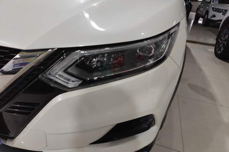 Used Nissan Qashqai 2019 2.0L CVT Luxury Edition Left Front Headlight
