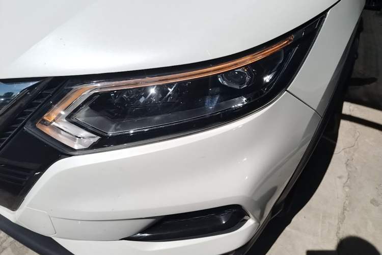 Used Nissan Qashqai 2019 2.0L CVT Luxury Edition Left Front Headlight