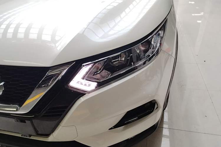 Used Nissan Qashqai 2019 2.0L CVT Smart Enjoyment Version Left Front Headlight