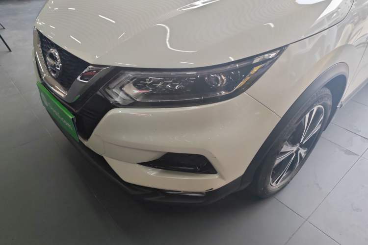 Used Nissan Qashqai 2019 2.0L CVT Luxury Edition Left Front Headlight