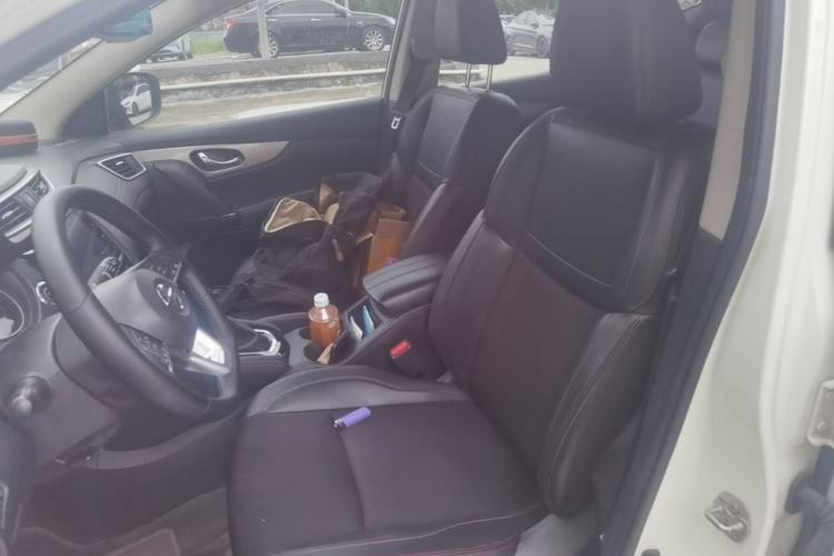 Used Nissan Qashqai 2019 2.0L CVT Luxury Edition Left Front Seat