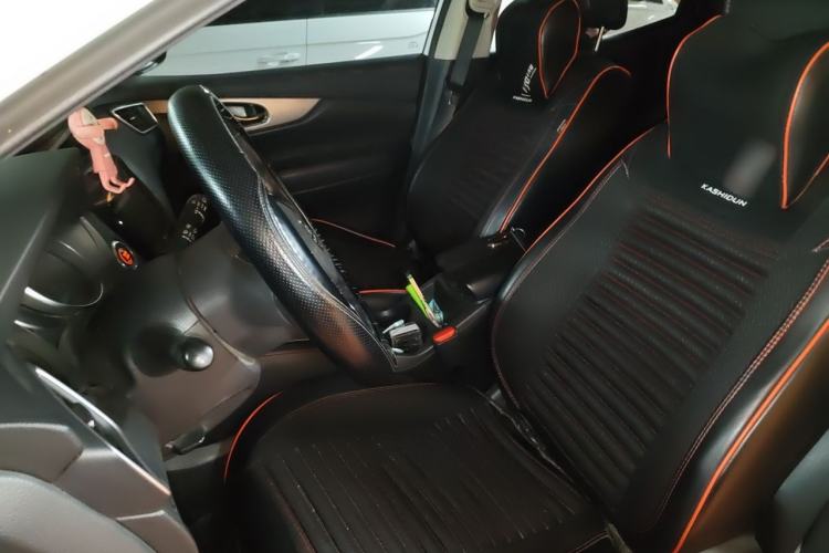 Used Nissan Qashqai 2019 2.0L CVT Luxury Edition Left Front Seat