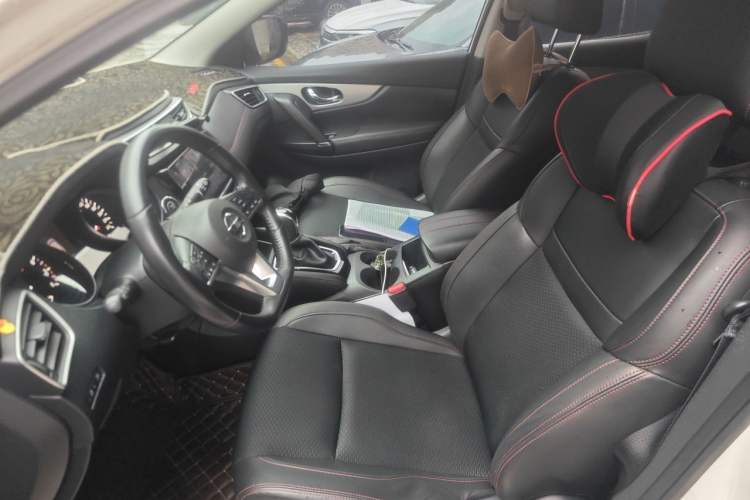 Used Nissan Qashqai 2019 2.0L CVT Luxury Edition Left Front Seat