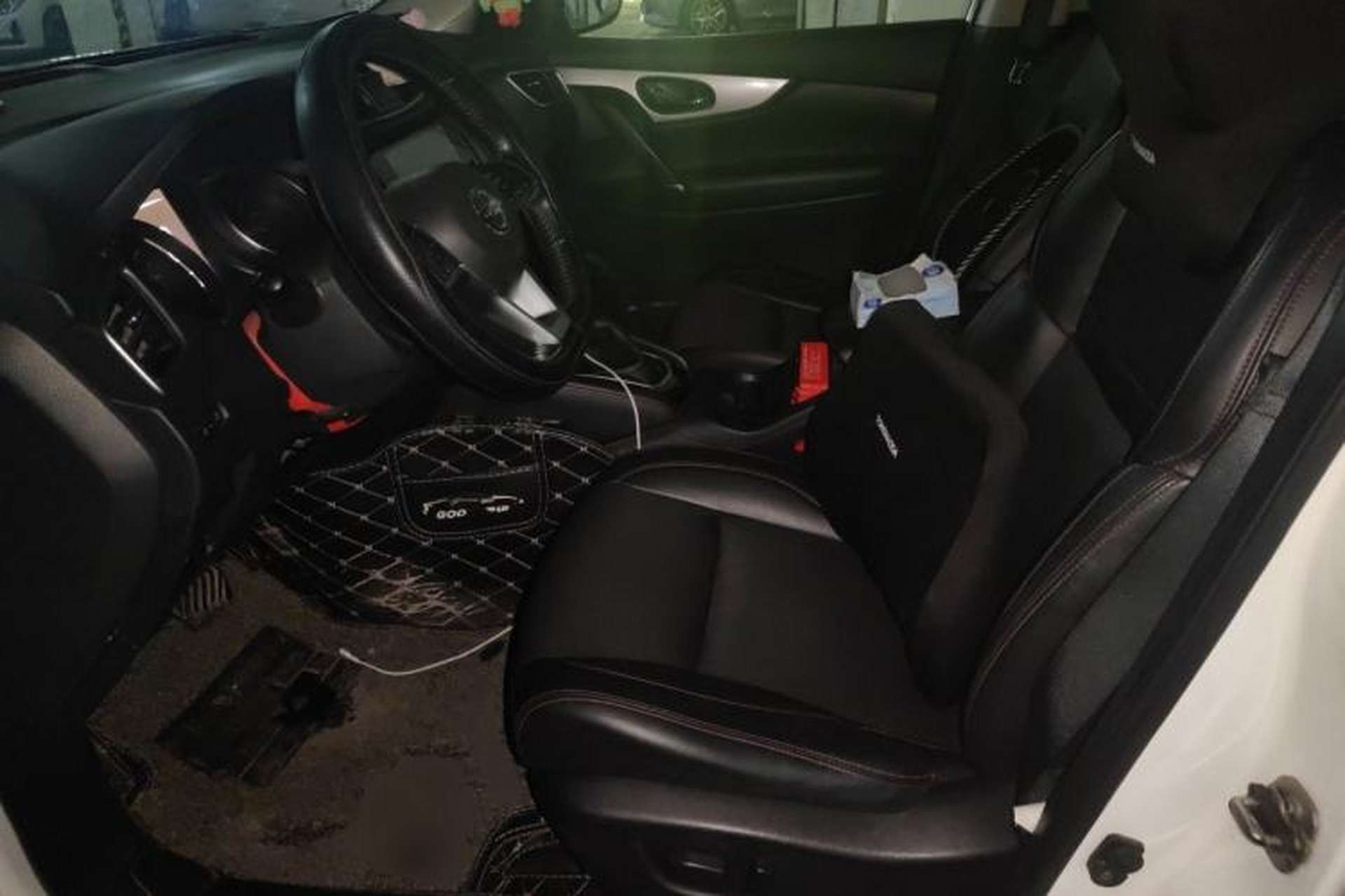 Used Nissan Qashqai 2019 2.0L CVT Luxury Edition Left Front Seat
