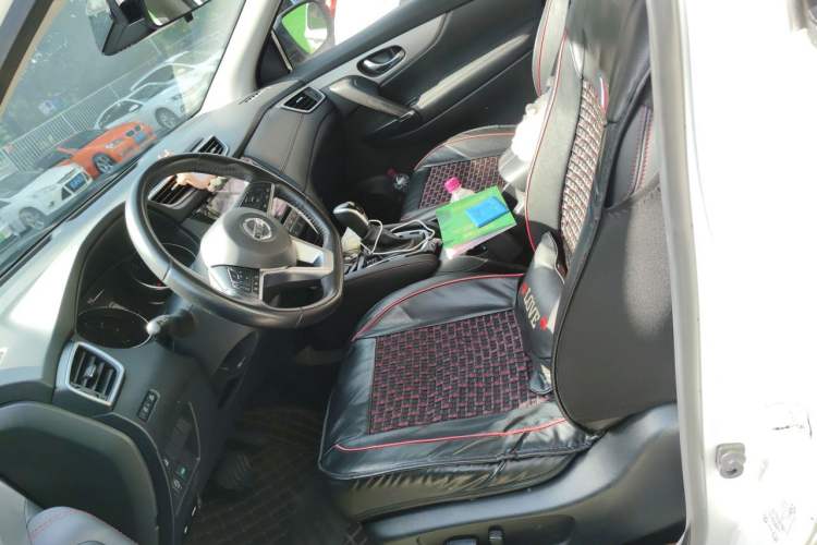 Used Nissan Qashqai 2019 2.0L CVT Luxury Edition Left Front Seat