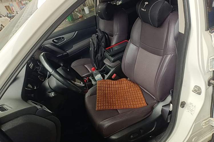 Used Nissan Qashqai 2019 2.0L CVT Luxury Edition Left Front Seat