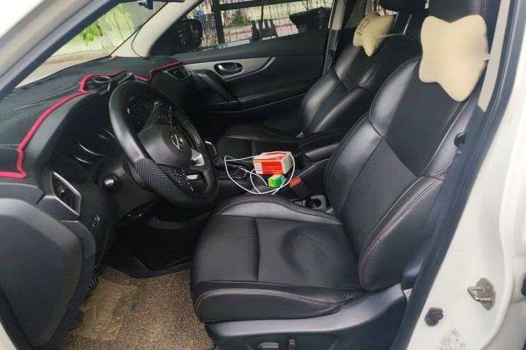 Used Nissan Qashqai 2019 2.0L CVT Luxury Edition Left Front Seat