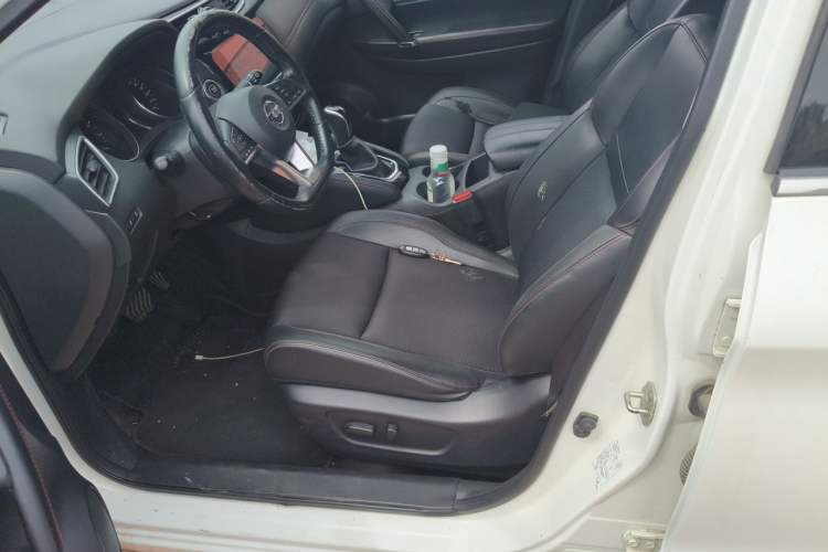 Used Nissan Qashqai 2019 2.0L CVT Luxury Edition Left Front Seat