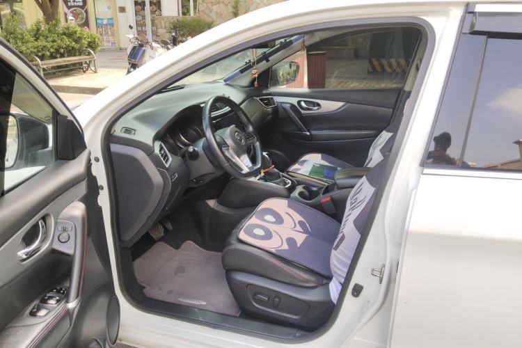 Used Nissan Qashqai 2019 2.0L CVT Luxury Edition Left Front Seat