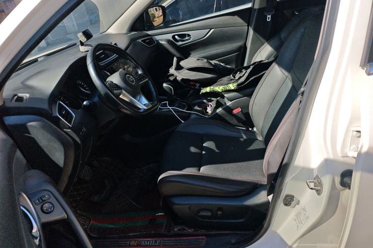 Used Nissan Qashqai 2019 2.0L CVT Luxury Edition Left Front Seat